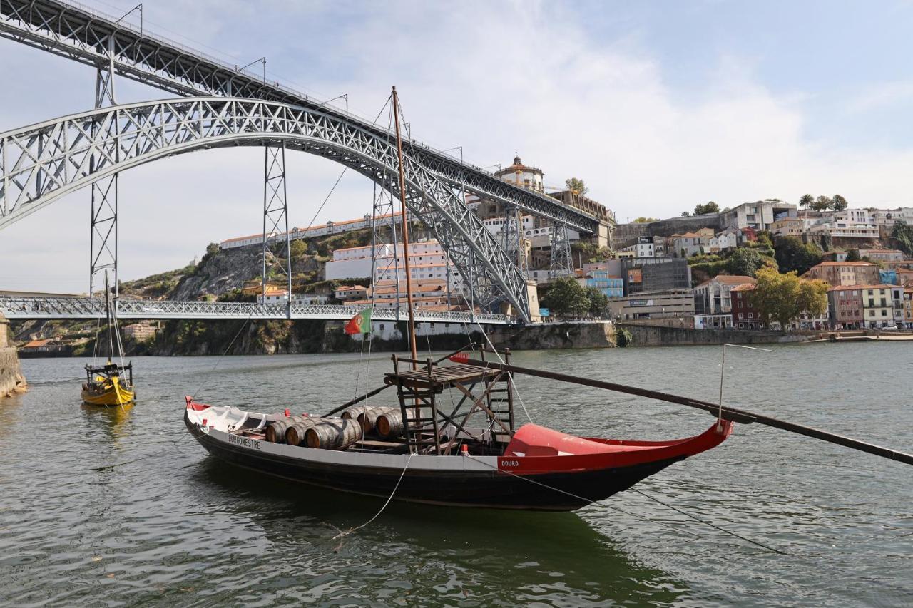Flh Almada Cozy Apartment With View Porto Exterior foto